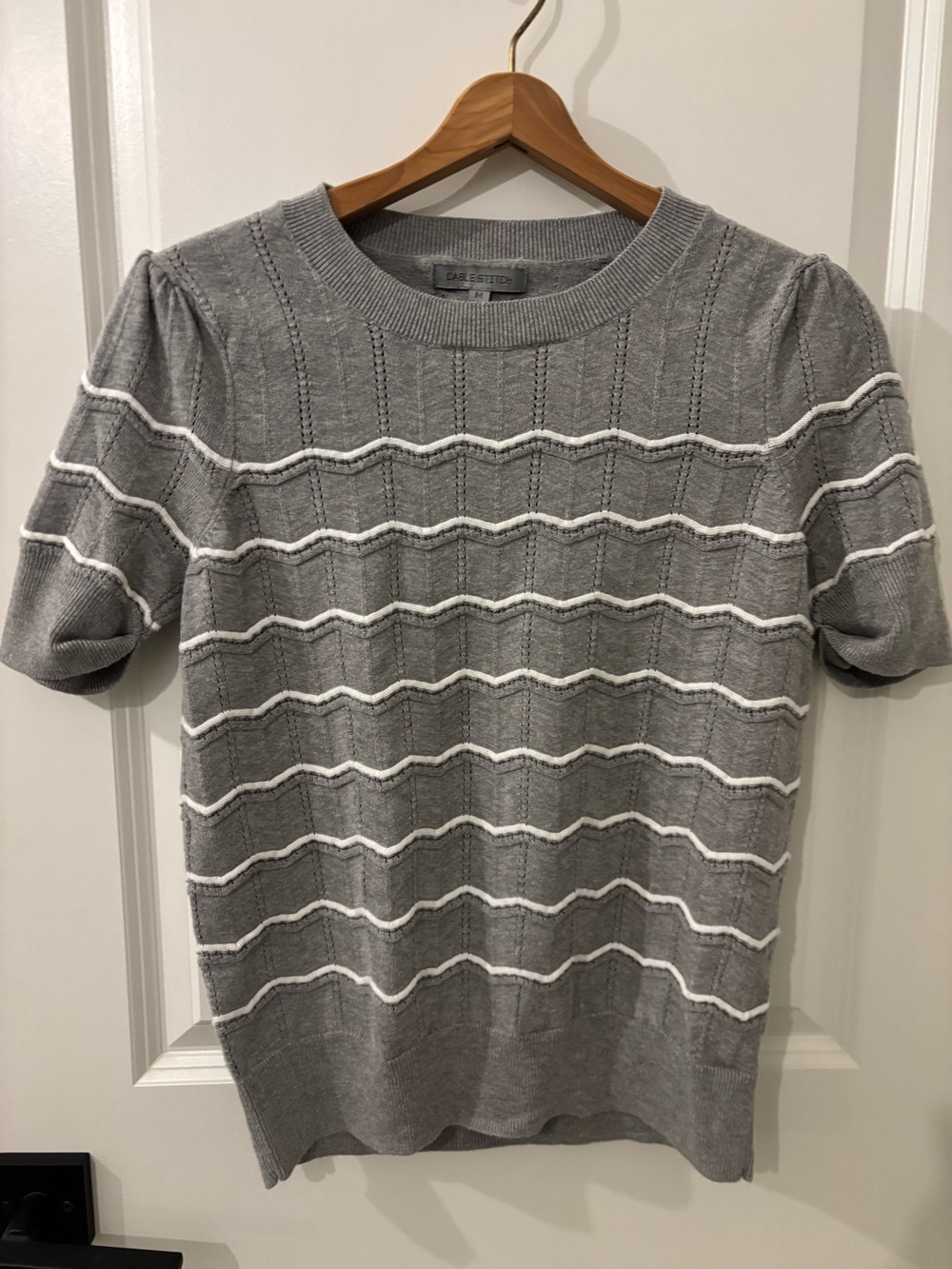 Cable Stitch Sweater Top Blouse Size Medium - NWOT